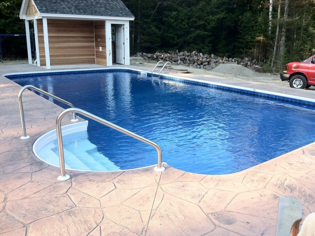 Vinyl Pool by Pinnacle Pools and Spas